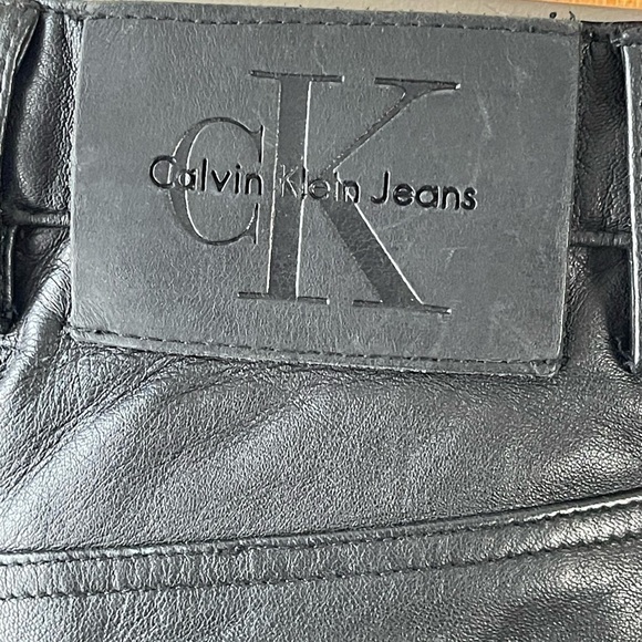 Vintage Calvin Klein 100% leather black high waisted pants size 4 - Picture 6 of 15